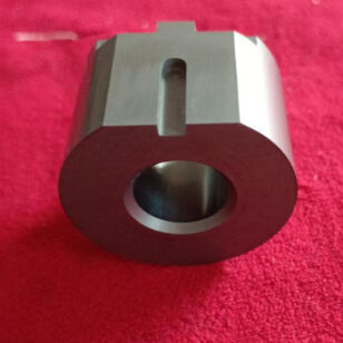 Customized Size Silicon Carbide Sliding Bearing With 1650℃ Max Temperature And Corrosion Resistance For Gear Pumps